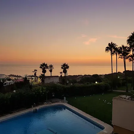 Sea Front In Apartment *